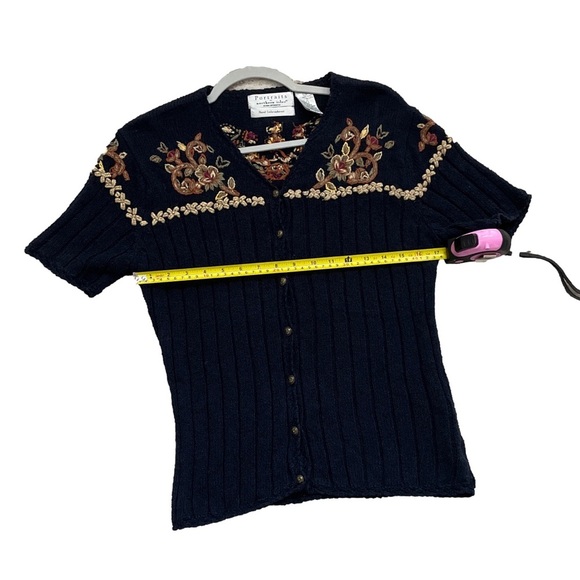 Portraits By Northern Isles RARE Embroidered Vintage Sweater - Picture 4 of 8